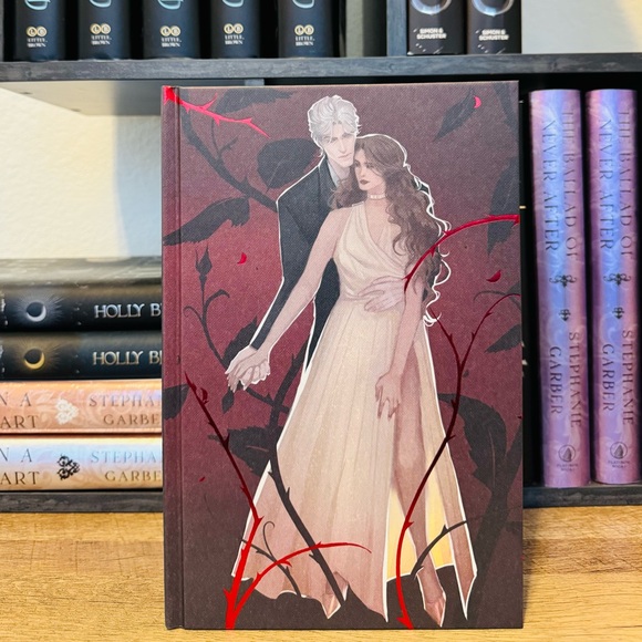 Fairyloot Exclusive Signed Edition Rose In Chains
by Julie Soto - Picture 4 of 14